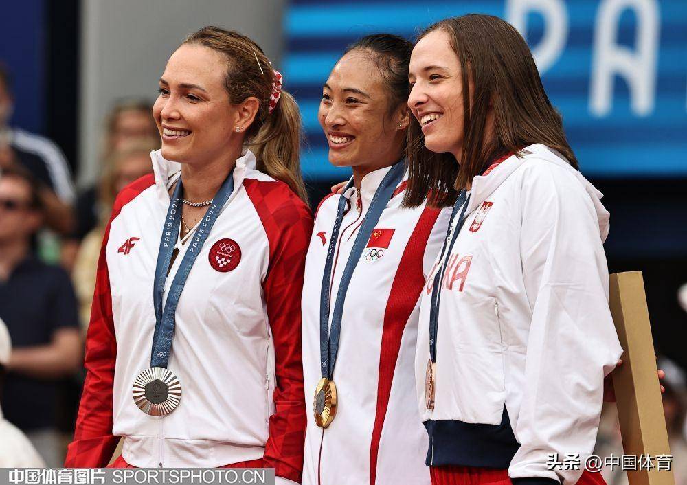 广州队的引 广州队的引