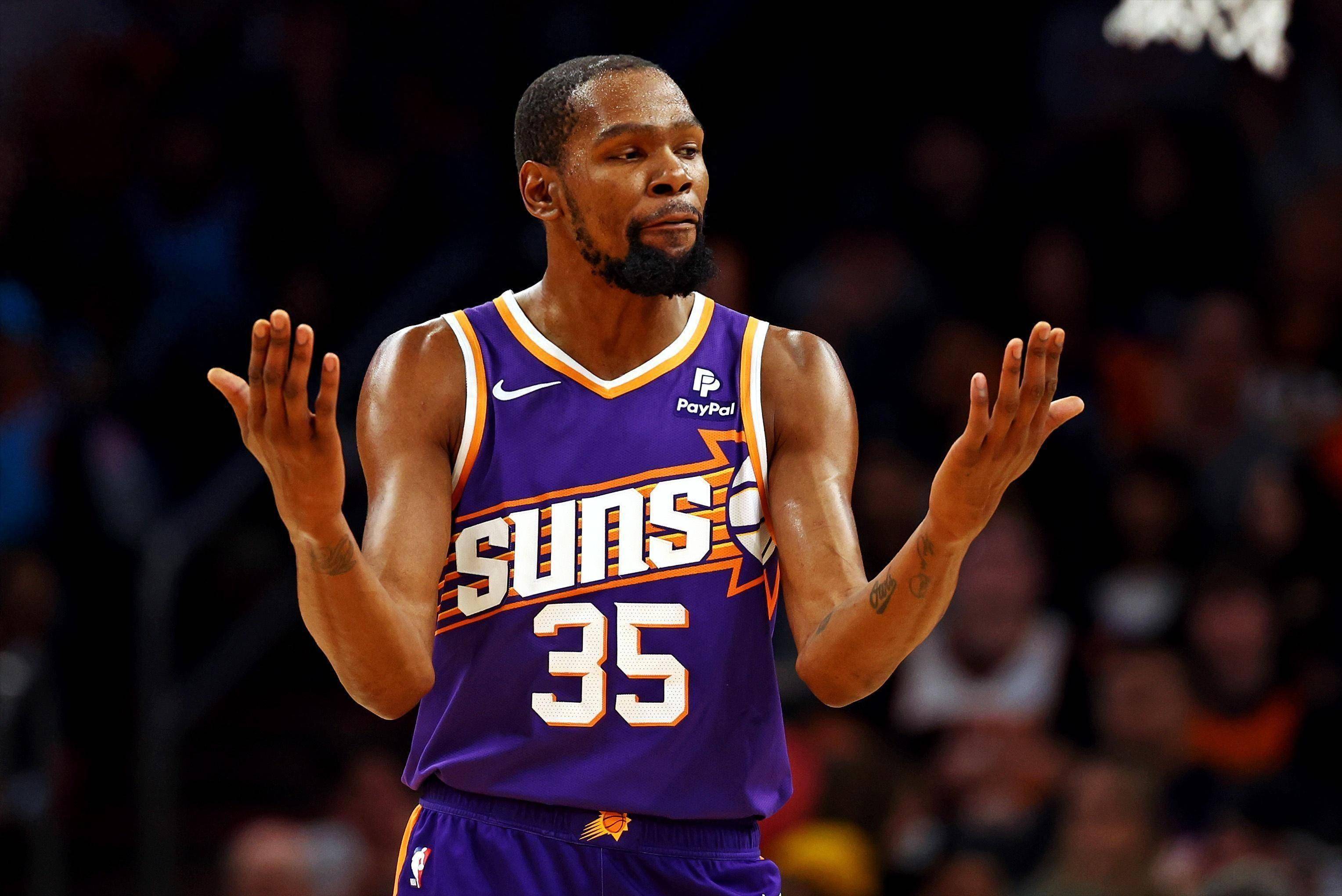 2年只打过24场NBA,拿着双向合同,如今成球队关键,此人值得小崔学习!.