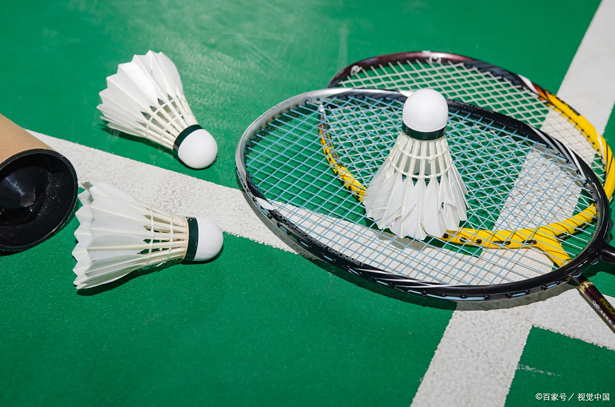 首轮西甲肘击皇马前锋吃红牌！奥萨苏纳后卫布雷通斯被禁赛2场